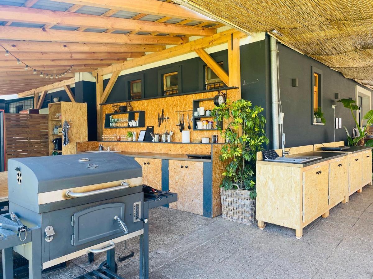Greenvalleyglamping Sesce Pri Preboldu エクステリア 写真