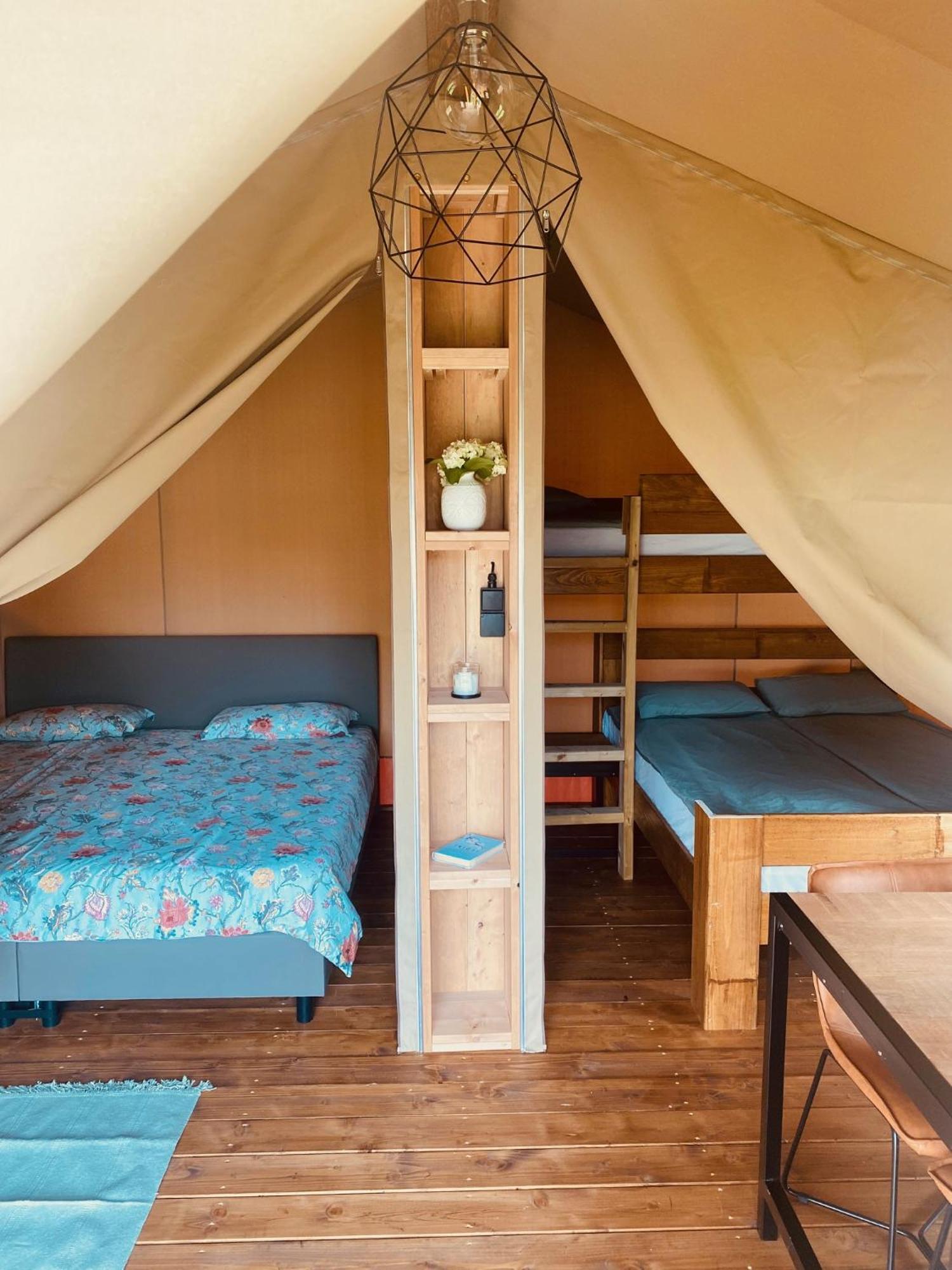 Greenvalleyglamping Sesce Pri Preboldu エクステリア 写真