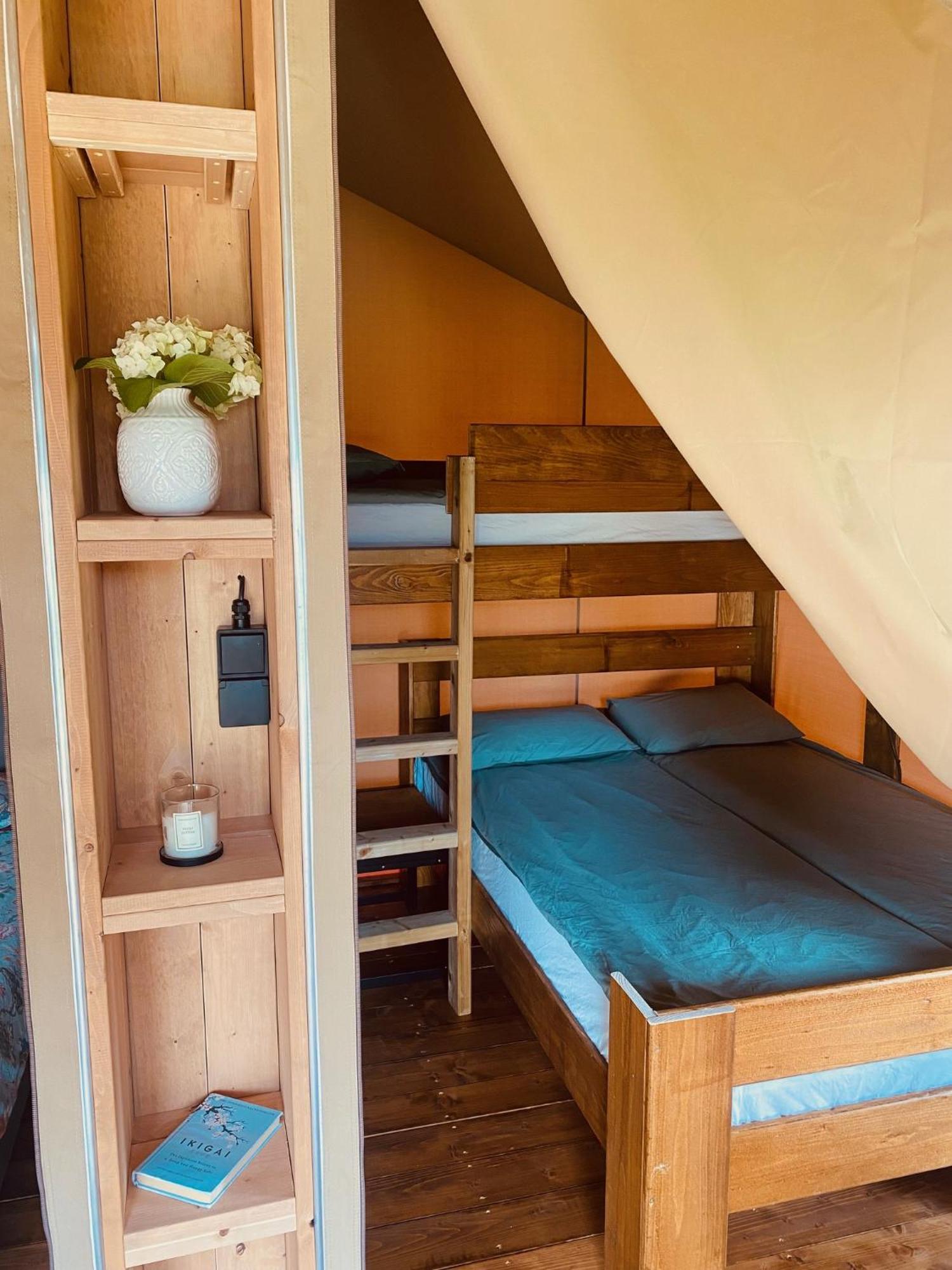 Greenvalleyglamping Sesce Pri Preboldu エクステリア 写真